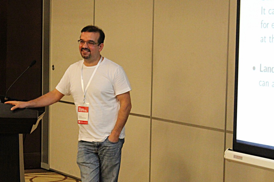 Blai Bonet giving a talk at a conference